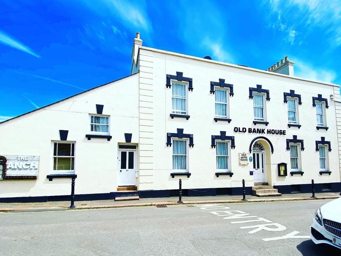 The Old Bank House Hotel 그루빌 외부 사진